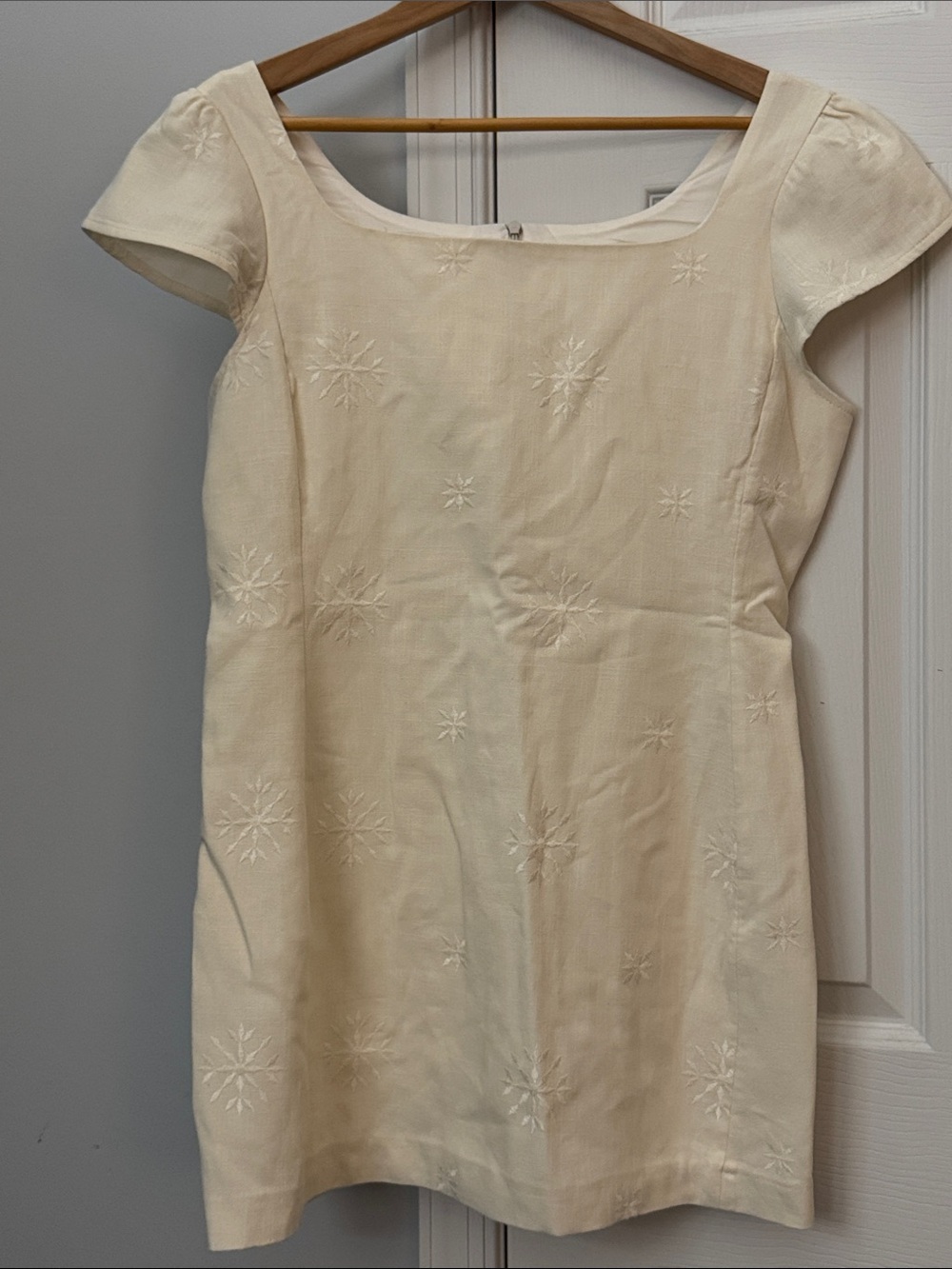 Elegant Cream Embroidered Cap-Sleeve Dress